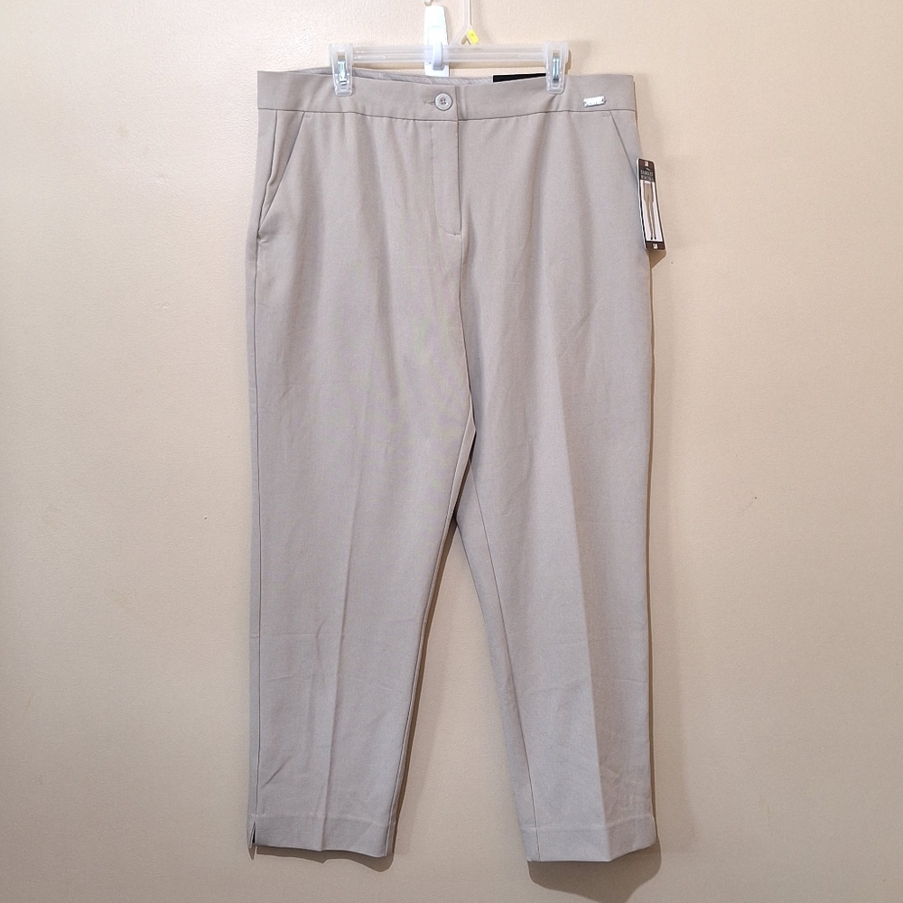NWT Badgley Mischka Pants